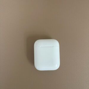 a2031 Apple airpods left doesn’t work